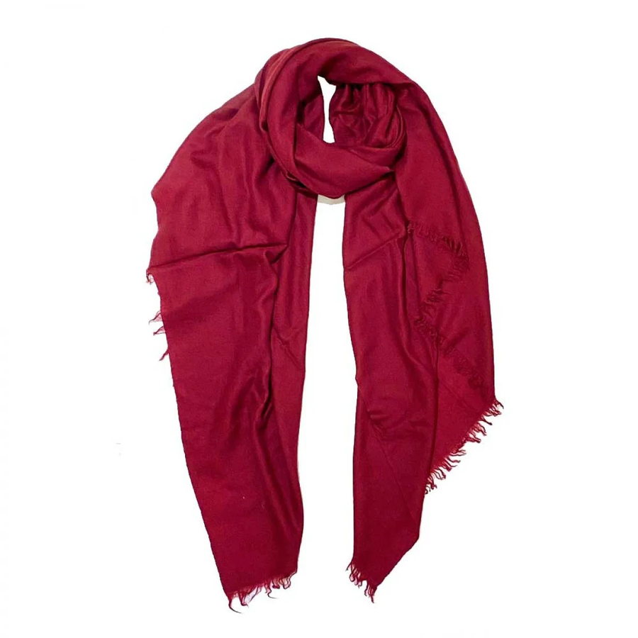 What is a Pashmina? Everything You Need to Know