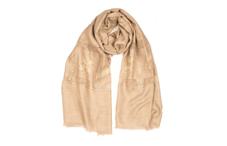 What is a Cashmere Scarf?